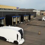 SKF och Einride testar nattliga körningar med autonoma lastbilar i Göteborg