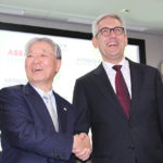 Jätteaffär när ABB säljer Power Grids-divisionen till Hitachi