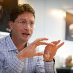 ”Investeringar i ny teknik ska driva upp Daimler Mercedes resultat,” säger svenske koncernchefen