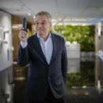 I skuggan av Coronavarslen: SKF-chefen, Alrik Danielson, realiserar drömmen om Industri 4.0 och tillverkning i världsklass