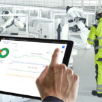 ABB förbättrar RobotStudio: Mer exakt simulering av robotars bromssträcka kan spara upp till 25 % golvyta